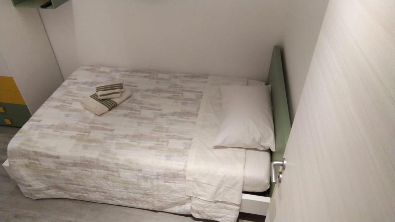 B&B Hibiscus Porto SantʼElpidio Extérieur photo